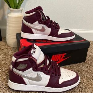 Air Jordan 1 Retro High Bordeaux